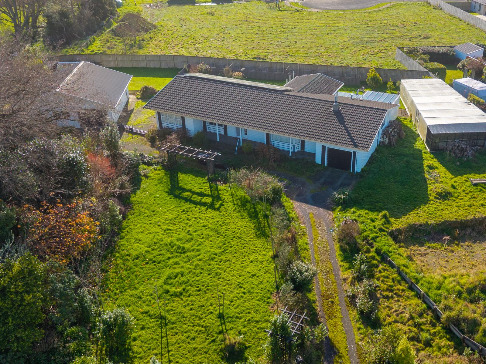 24 Cambridge Street, Pahiatua