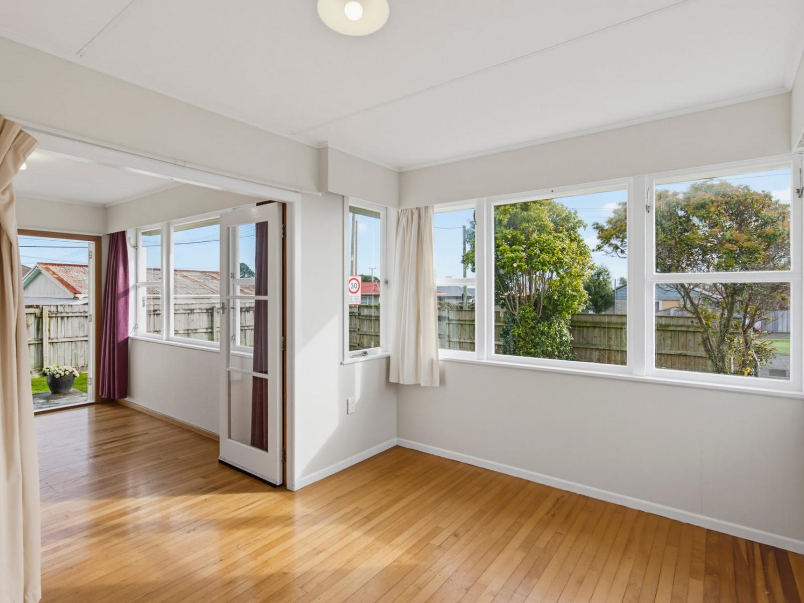14 Dittmer Street, Otaki