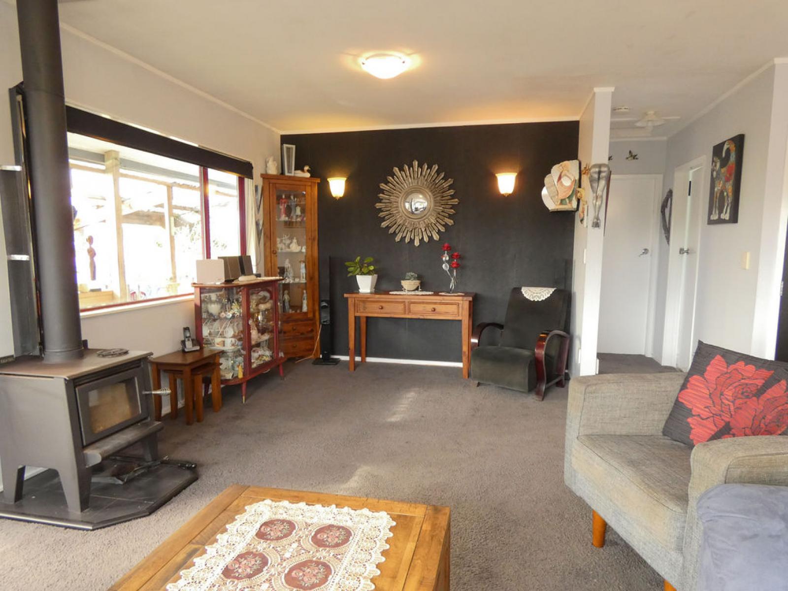 5 Te Whena Street, Otaki Beach