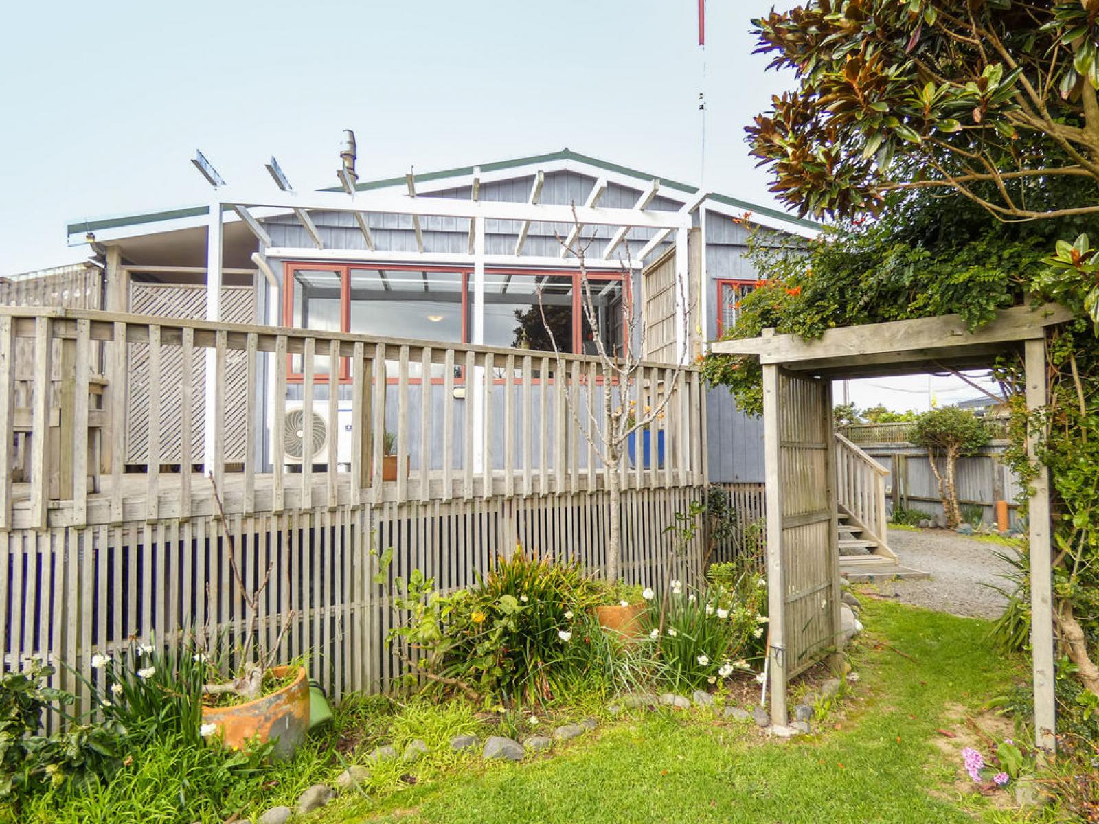 5 Te Whena Street, Otaki Beach