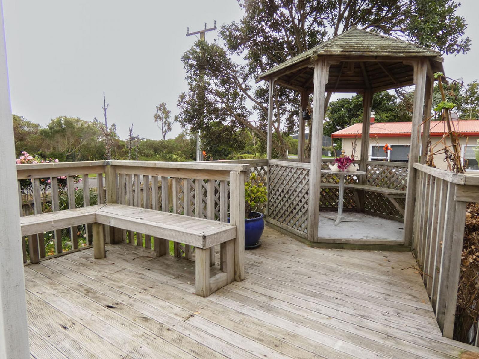 5 Te Whena Street, Otaki Beach