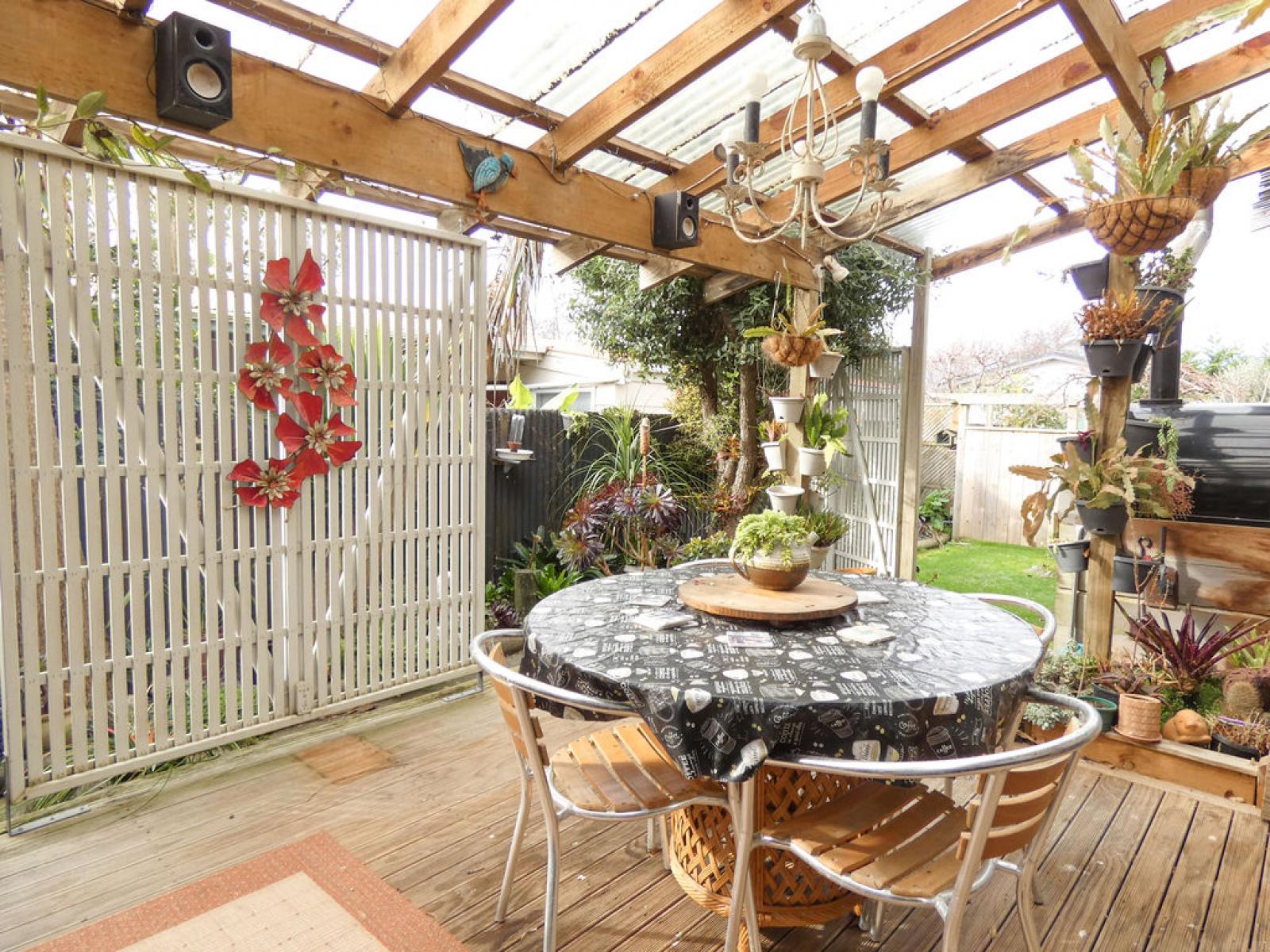 5 Te Whena Street, Otaki Beach
