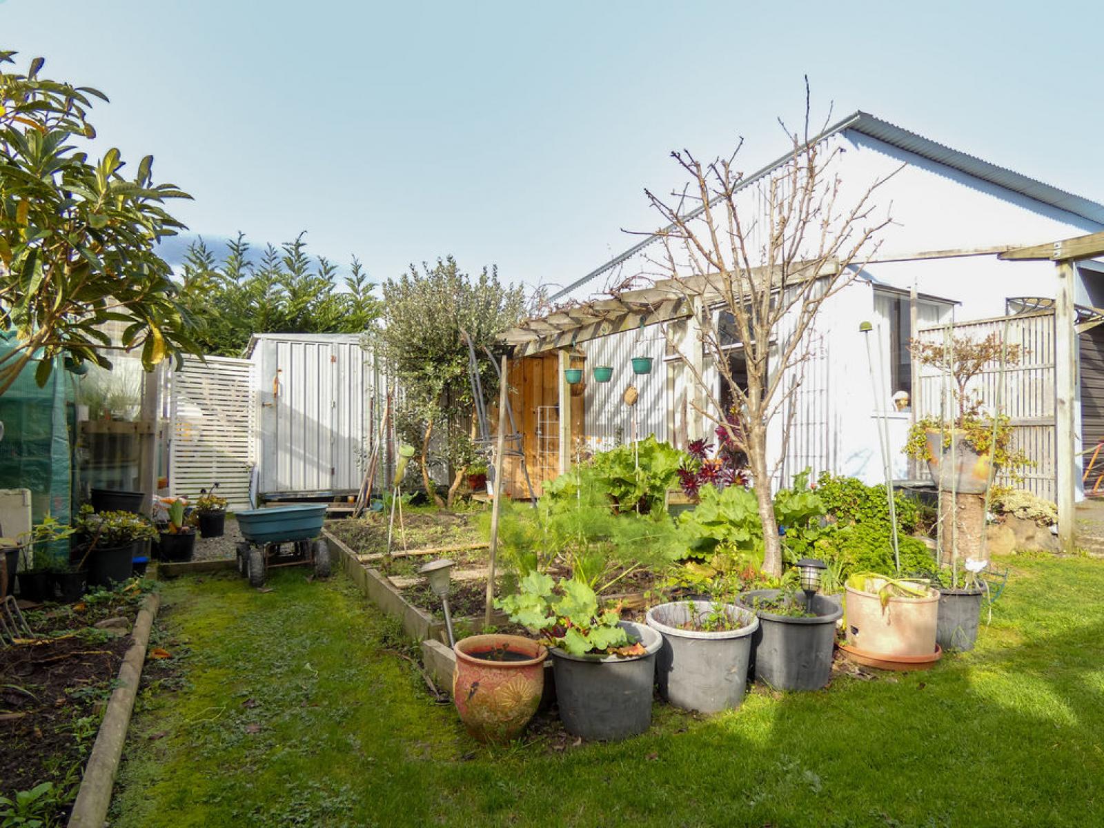 5 Te Whena Street, Otaki Beach