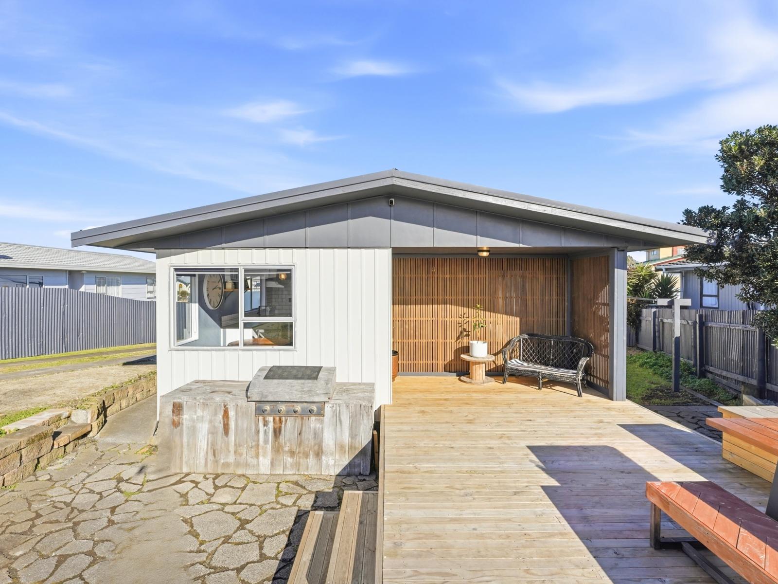 60 Hinau Street, Castlecliff
