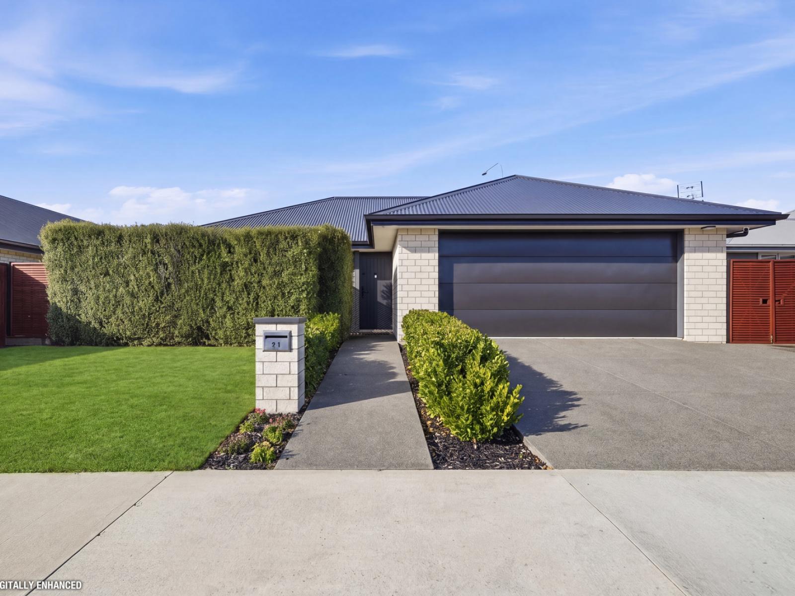 21 Quinn Crescent, Woodend