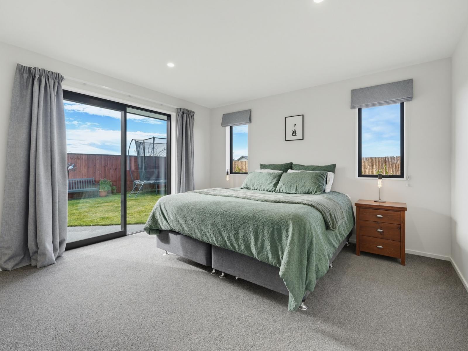 21 Quinn Crescent, Woodend