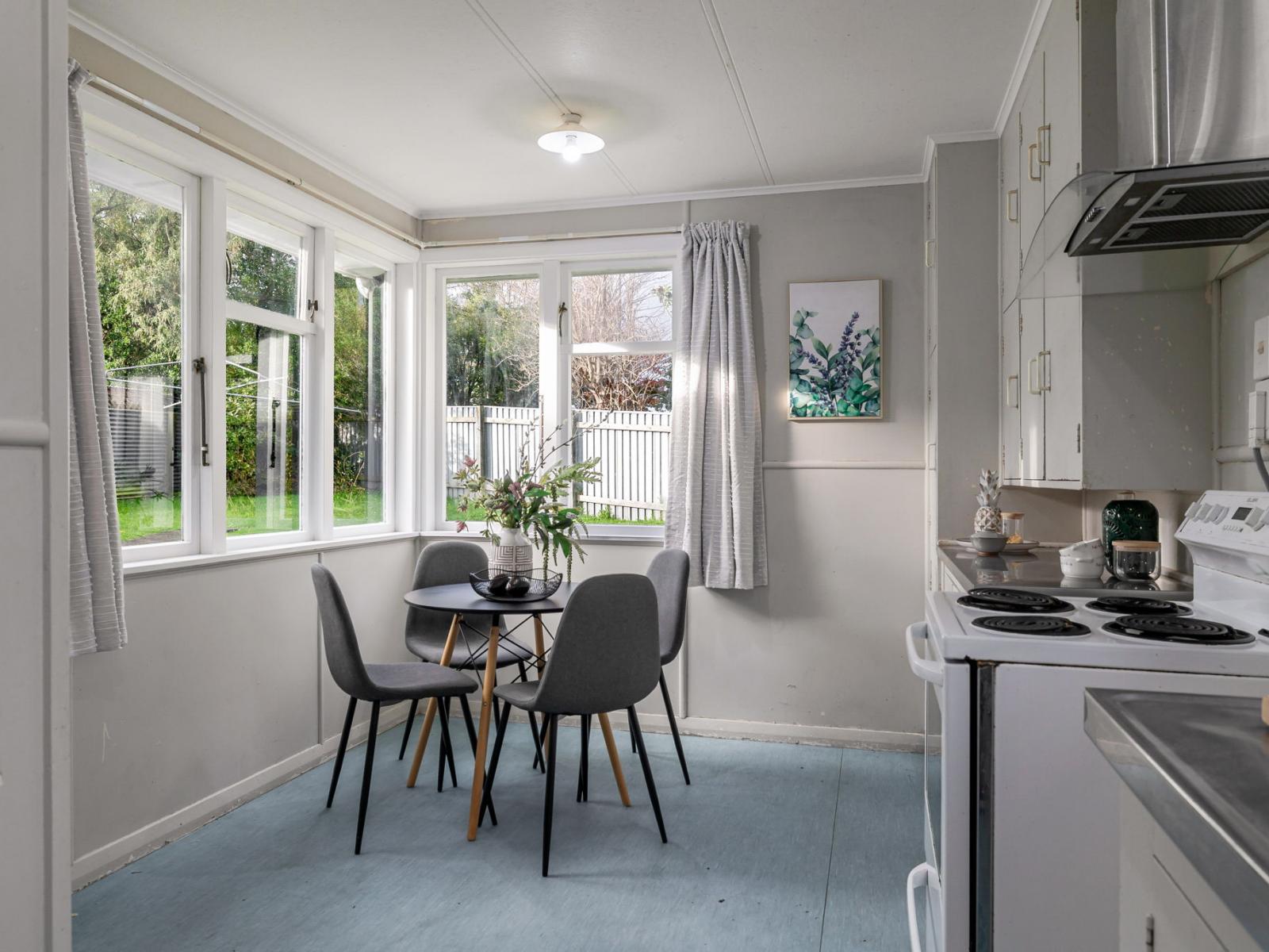 55 Upham Terrace, Roslyn