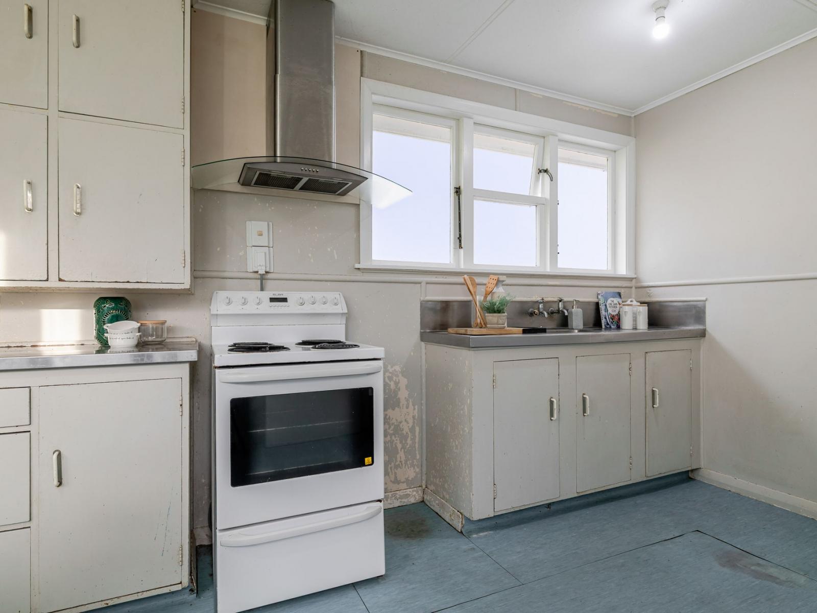 55 Upham Terrace, Roslyn