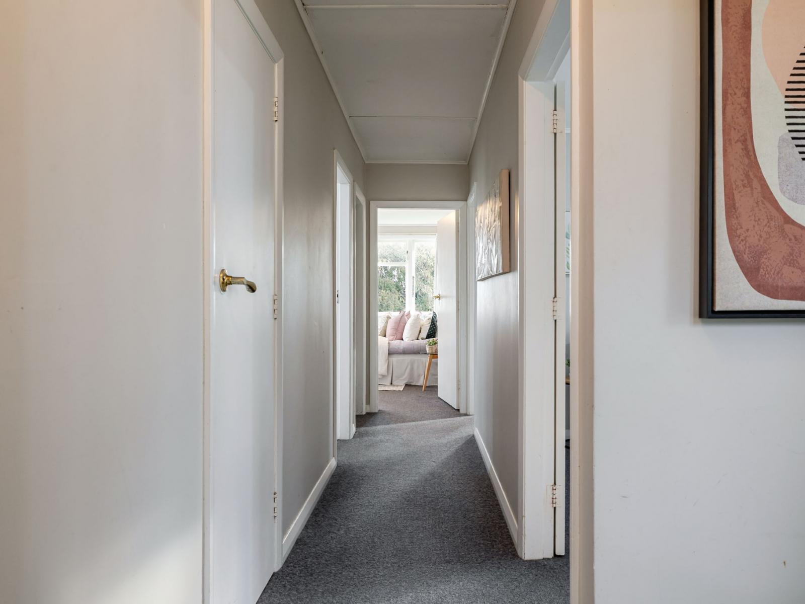 55 Upham Terrace, Roslyn