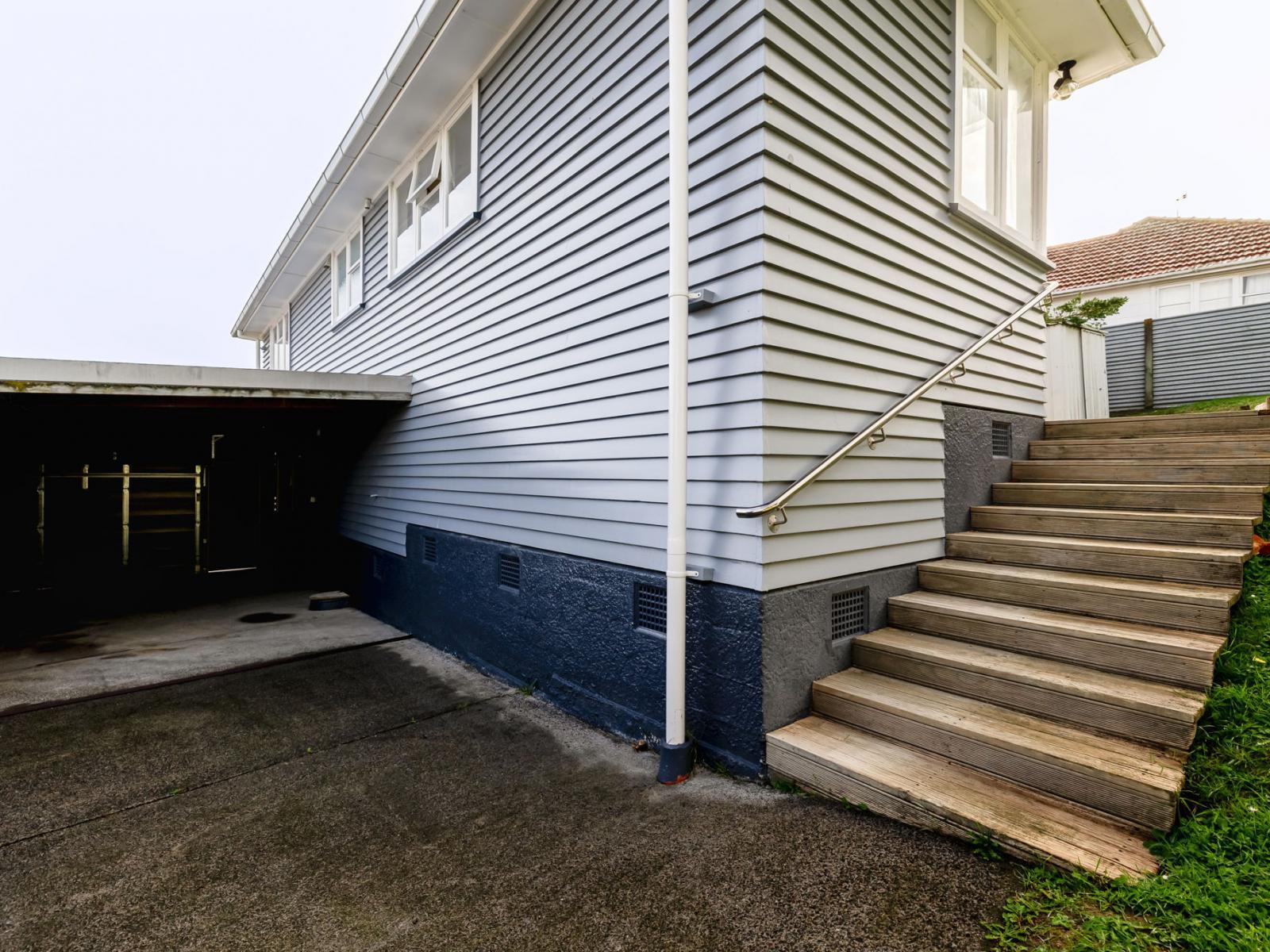 55 Upham Terrace, Roslyn