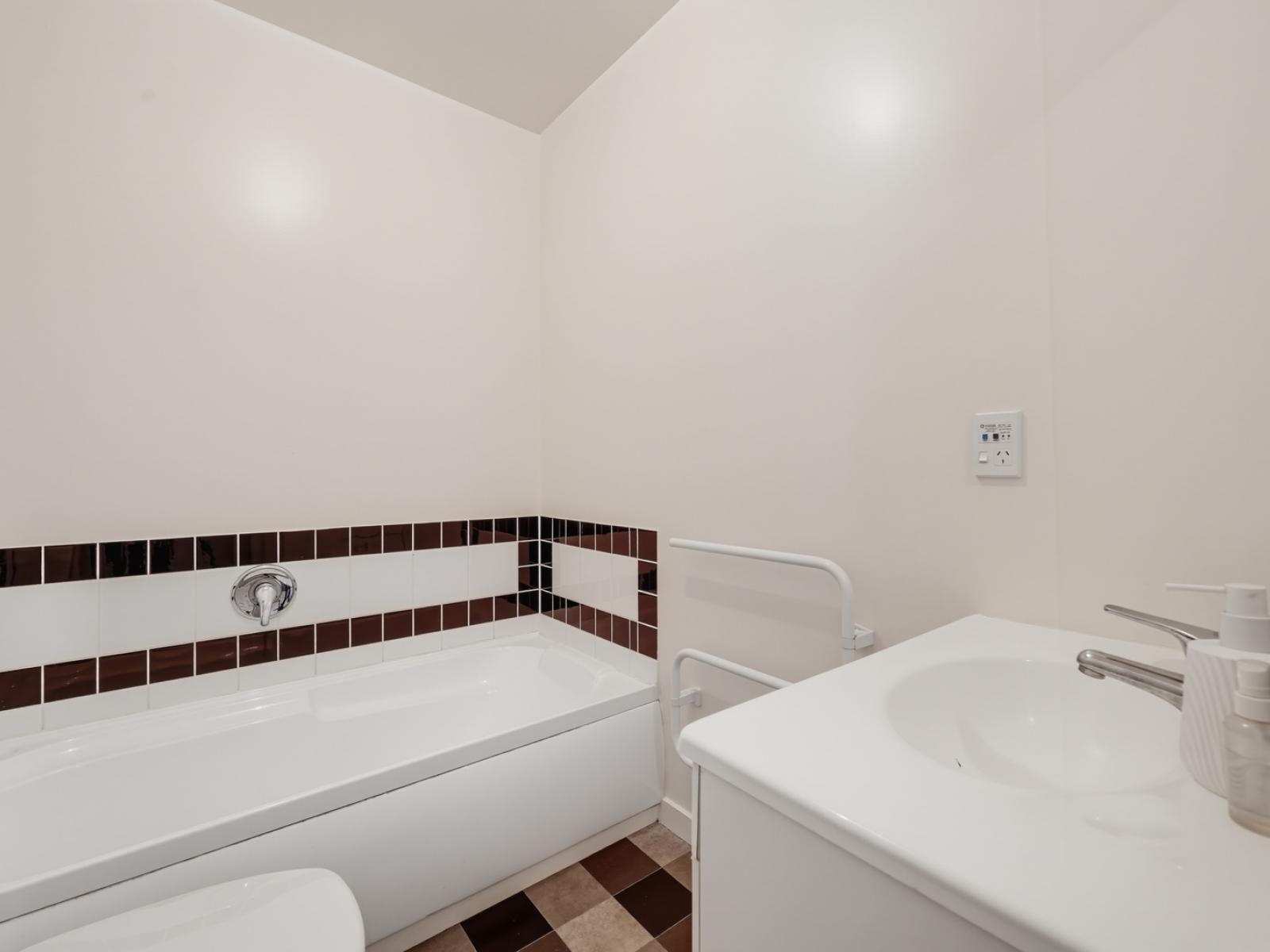 195 Wards Road, Swannanoa