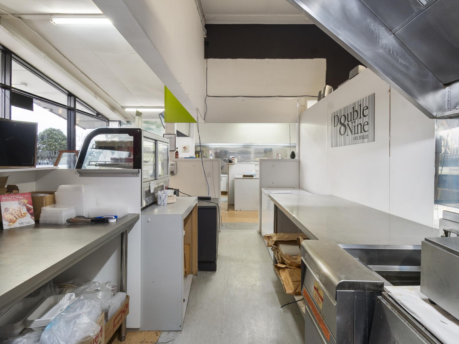 Unit 1, 889 Main Street, Roslyn