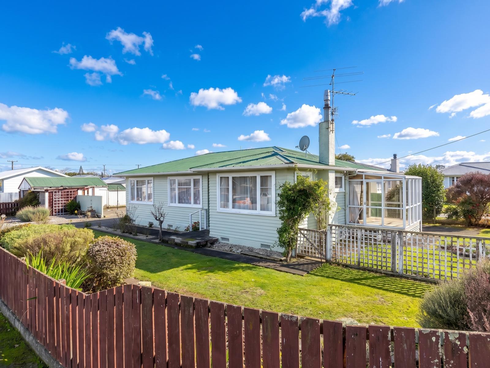 9 Jones Place, Masterton