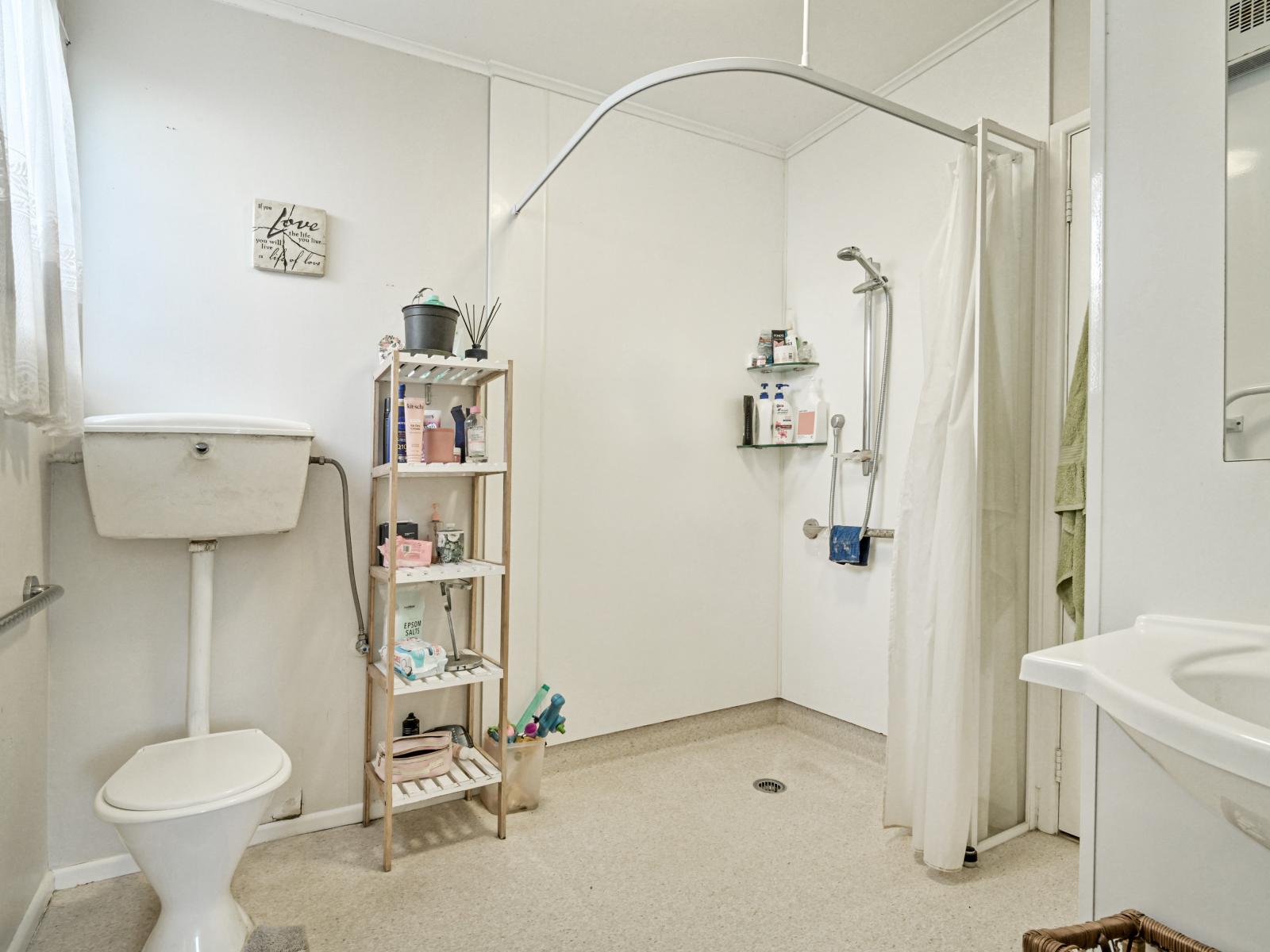 1/704 Terrace Road, Parkvale