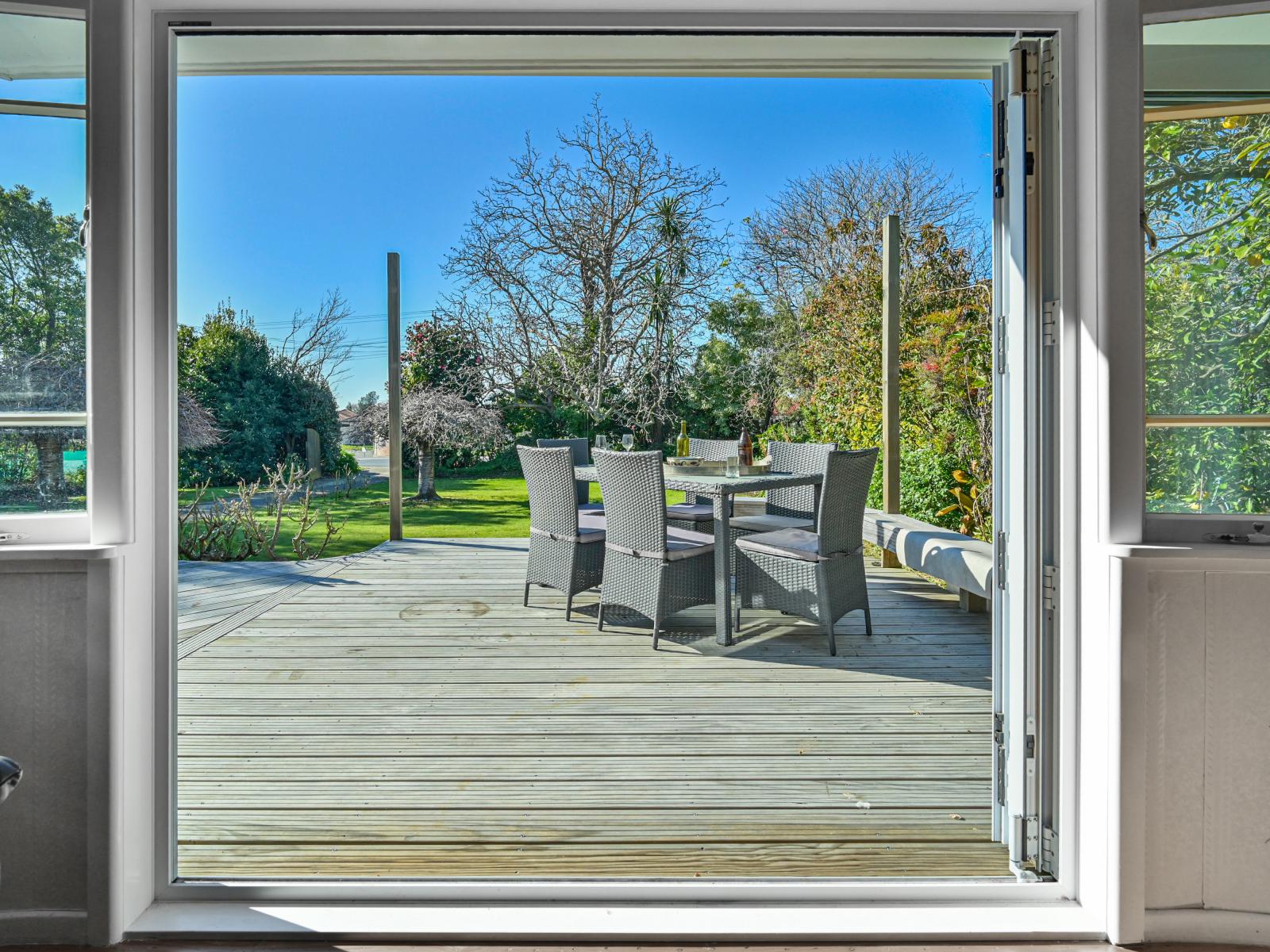 112 Lyndhurst Road, Frimley