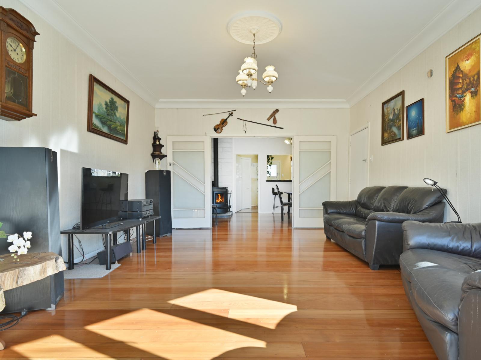 112 Lyndhurst Road, Frimley