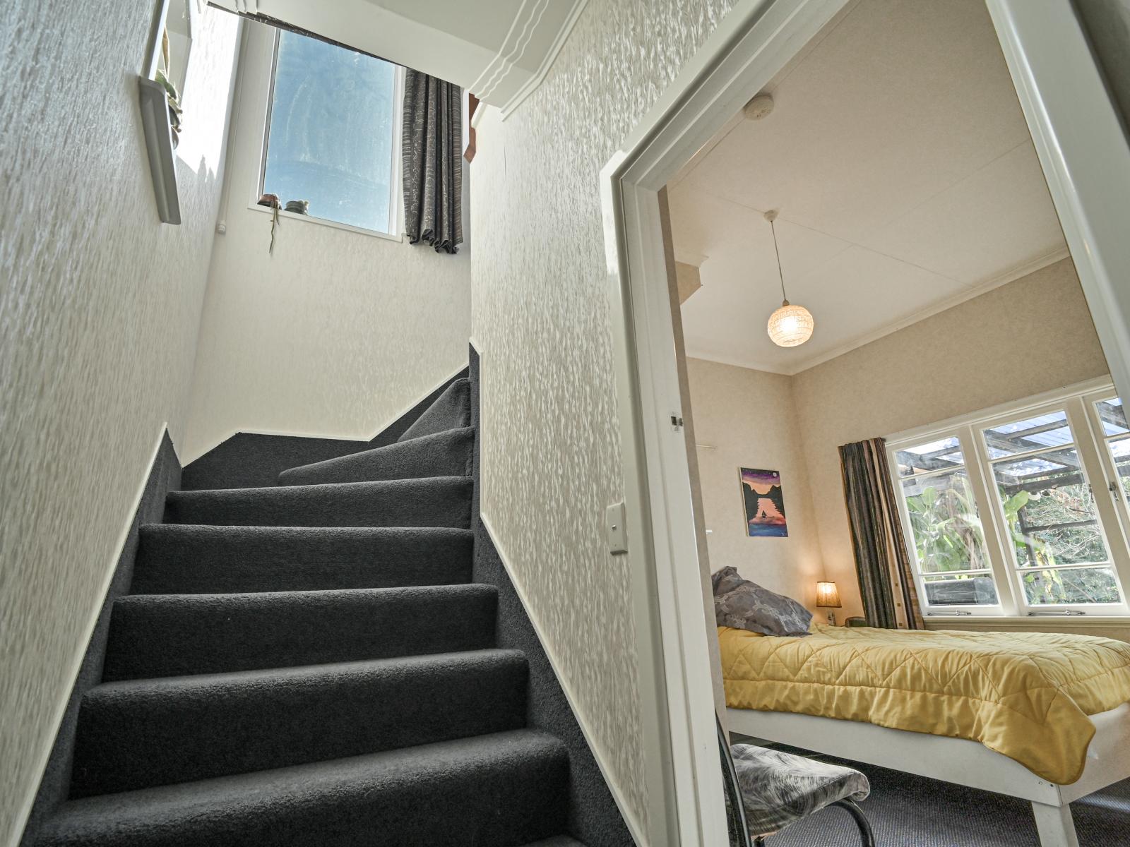 112 Lyndhurst Road, Frimley