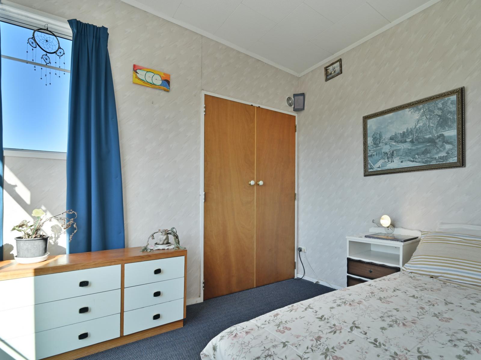 112 Lyndhurst Road, Frimley