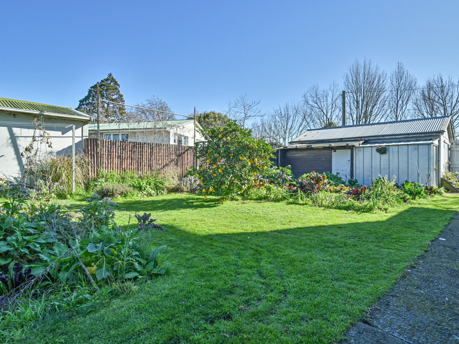 112 Lyndhurst Road, Frimley