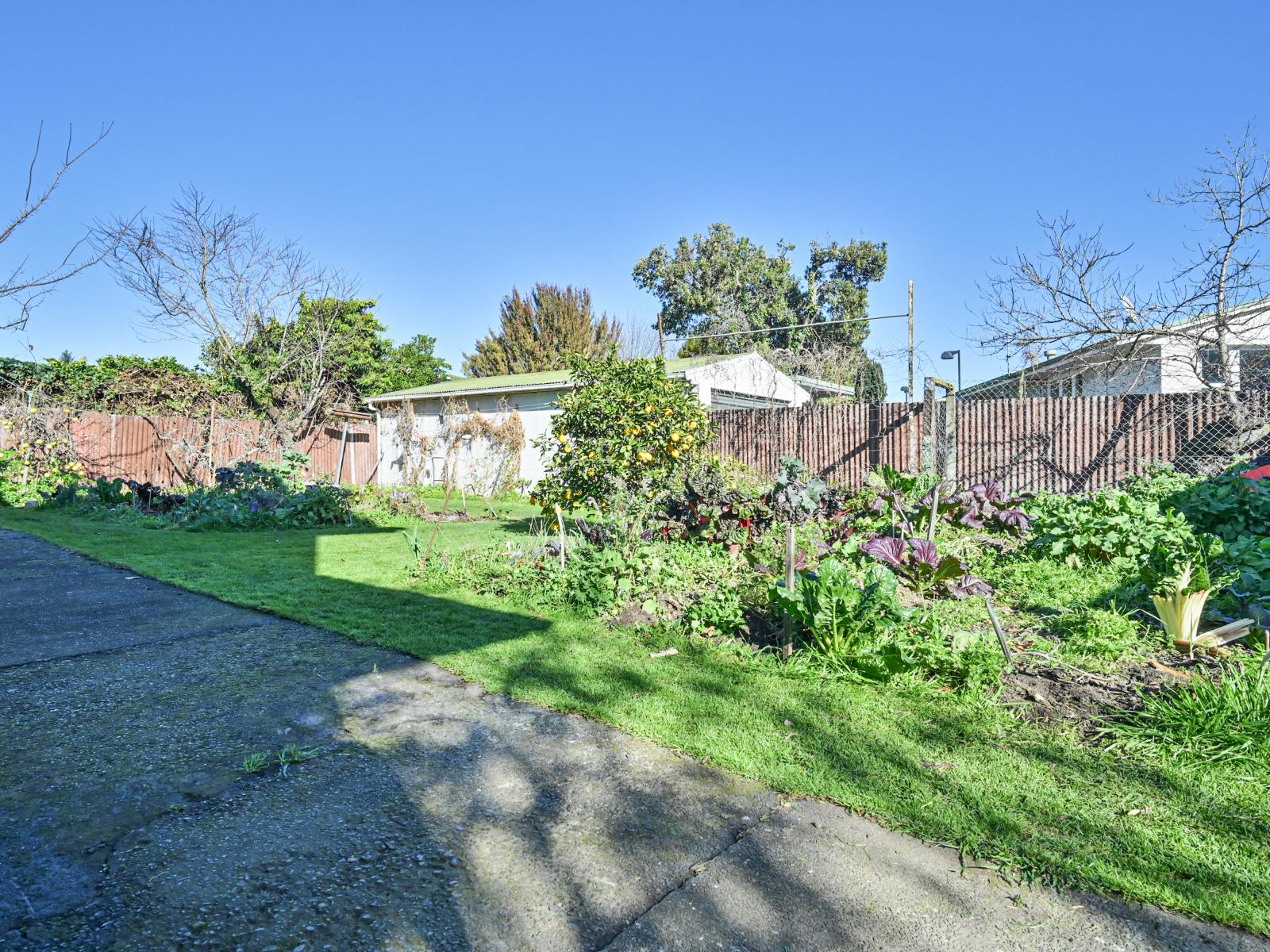 112 Lyndhurst Road, Frimley