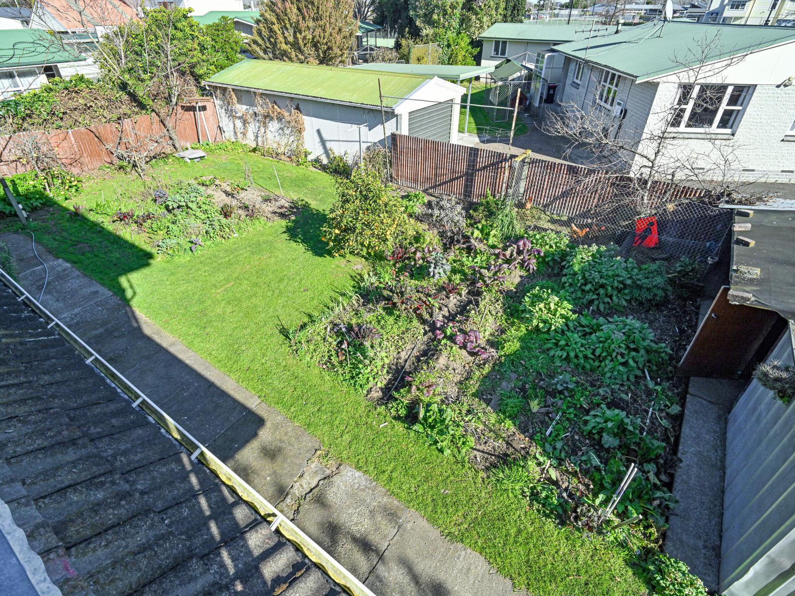 112 Lyndhurst Road, Frimley