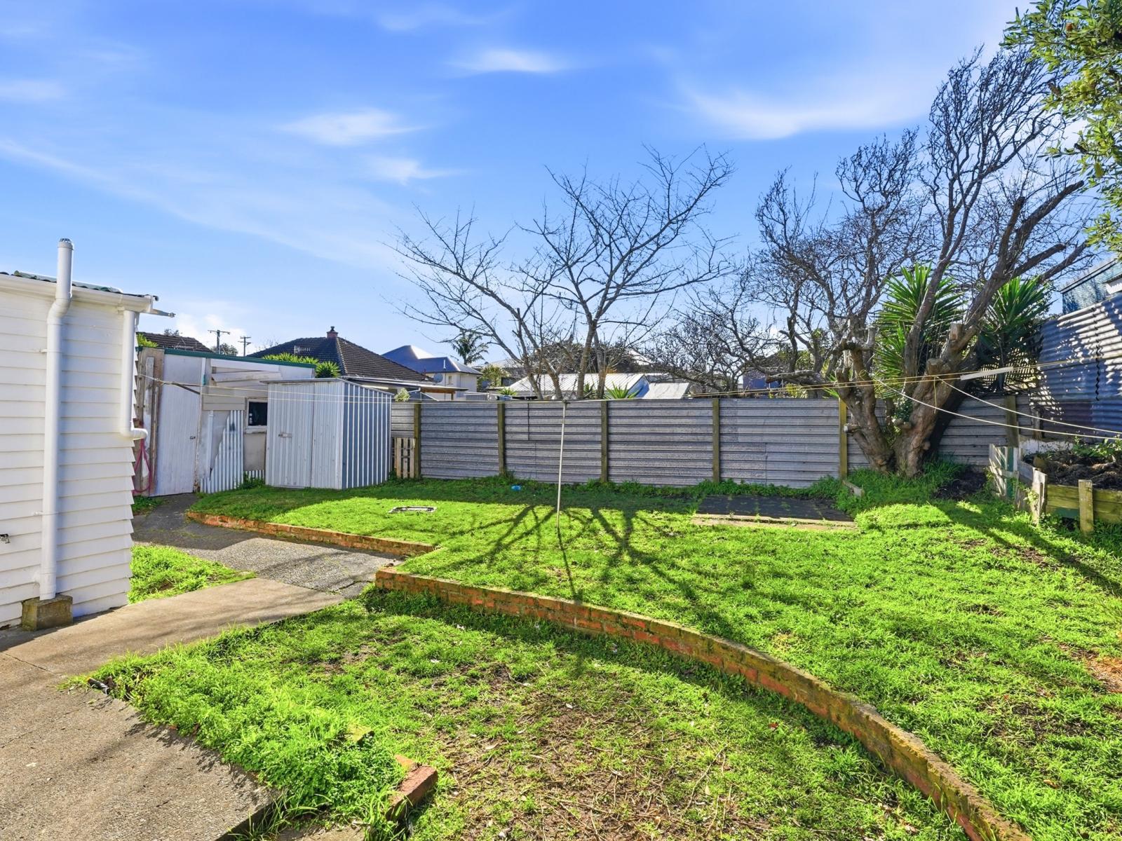 100 Gonville Avenue, Gonville