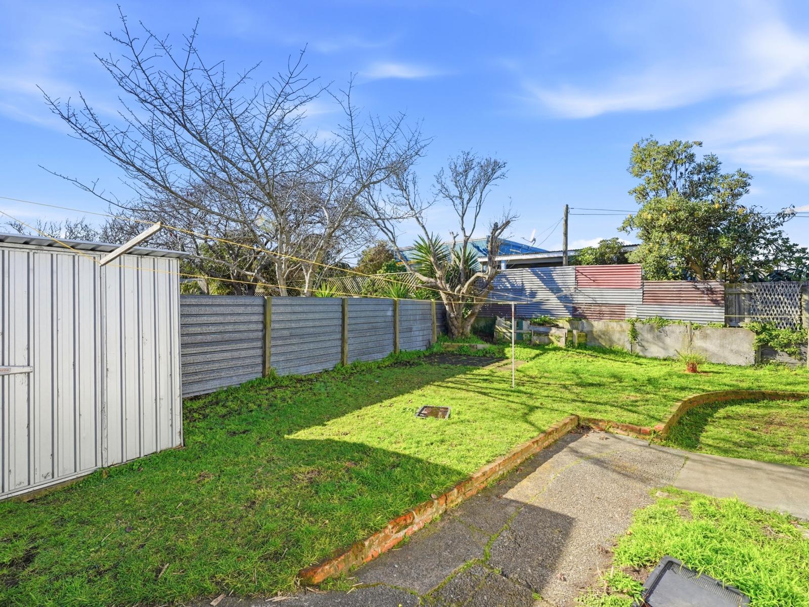 100 Gonville Avenue, Gonville