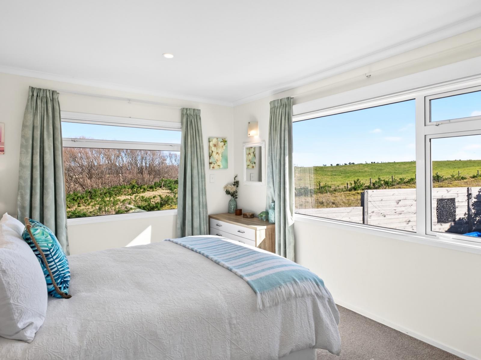 66 Fishermans Drive, Coastlands