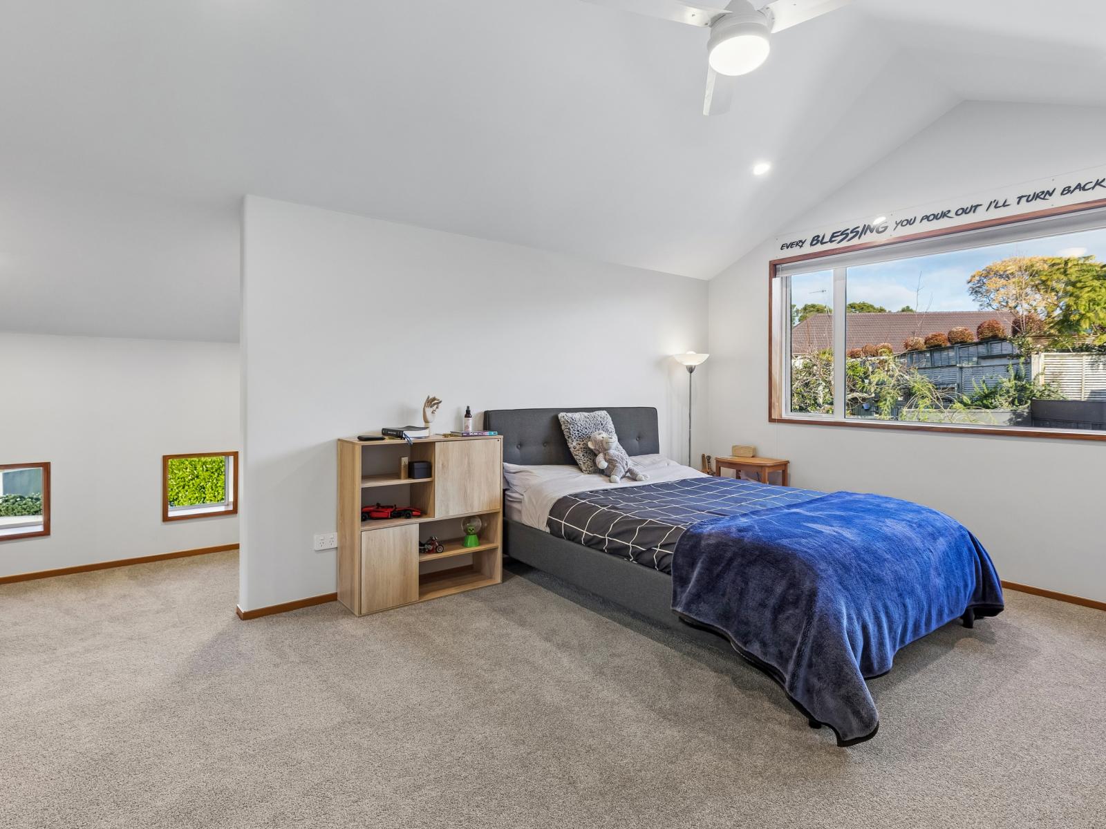 15 Sissinghurst Court, Bethlehem