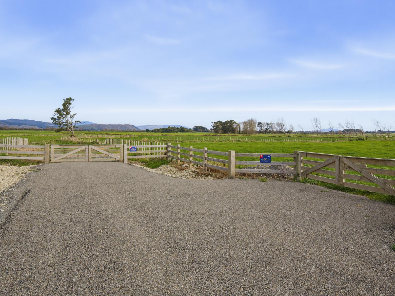 223 Kuku Beach Road and James Farm Lane, Levin