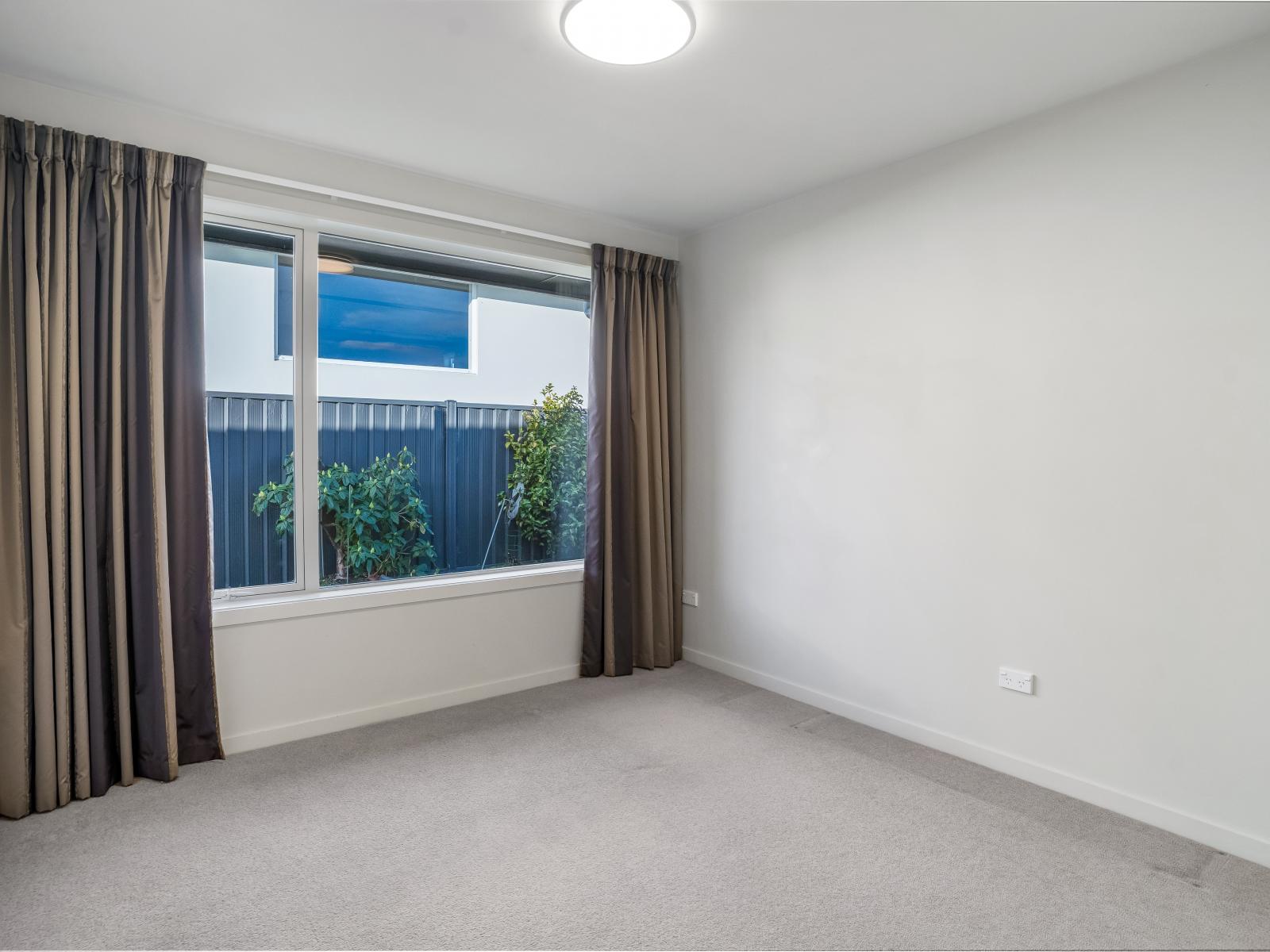 32 Northview Avenue, Winton