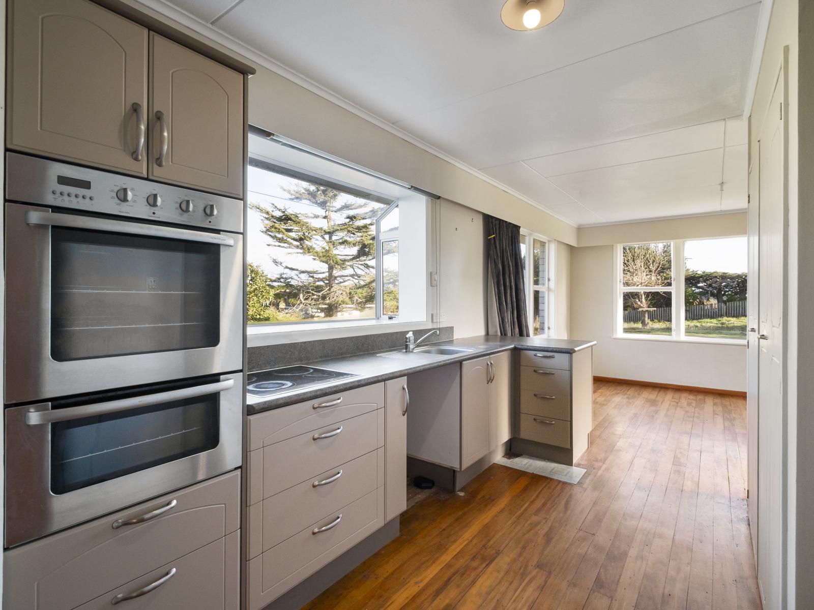 1440 State Highway 1, Glen Oroua