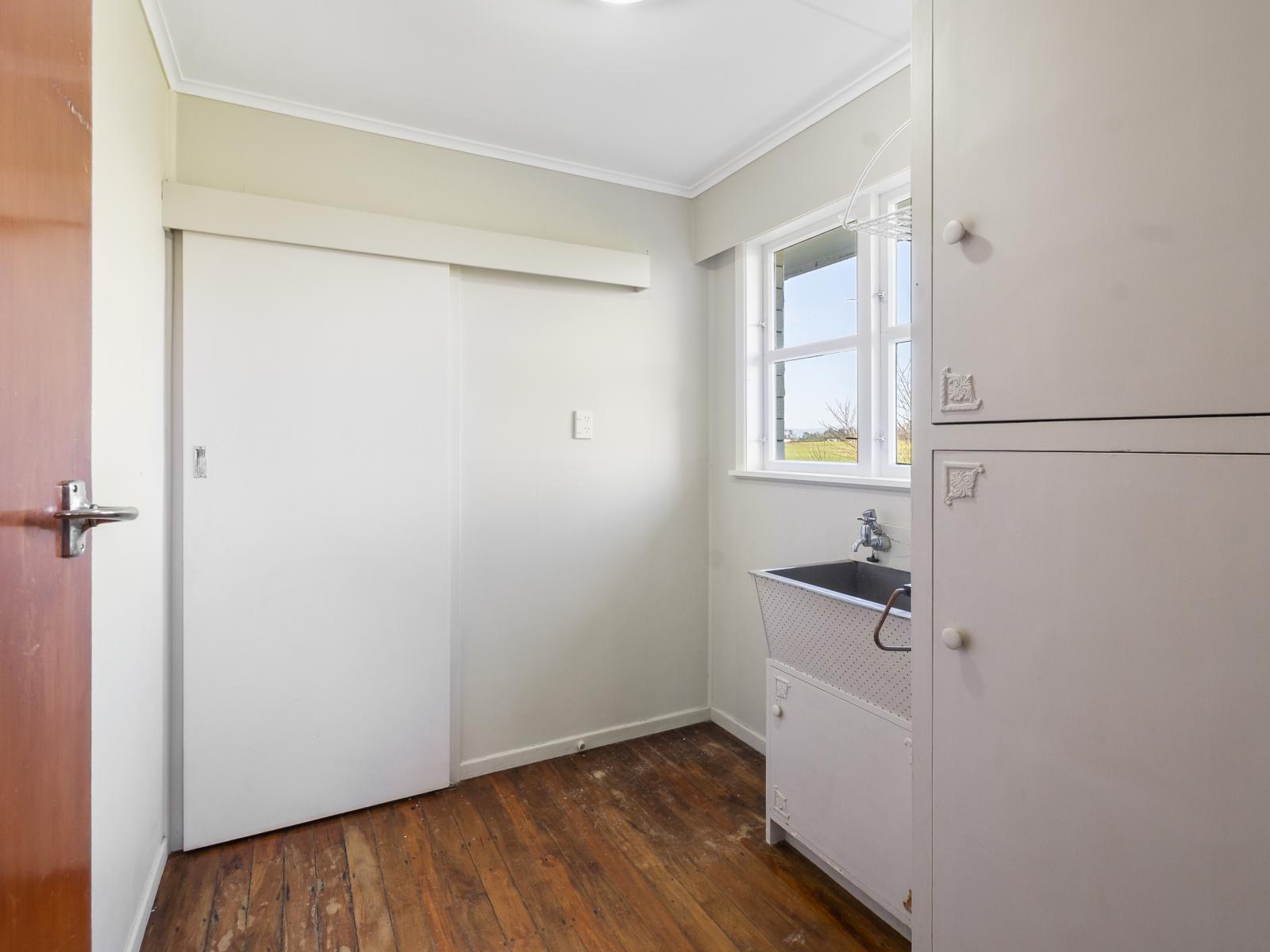 1440 State Highway 1, Glen Oroua