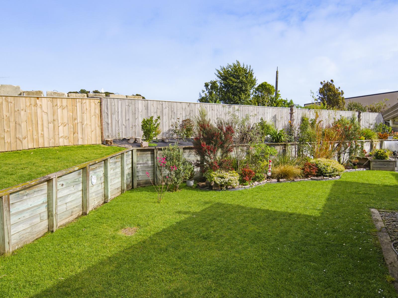 19 Villa Grove, Paraparaumu