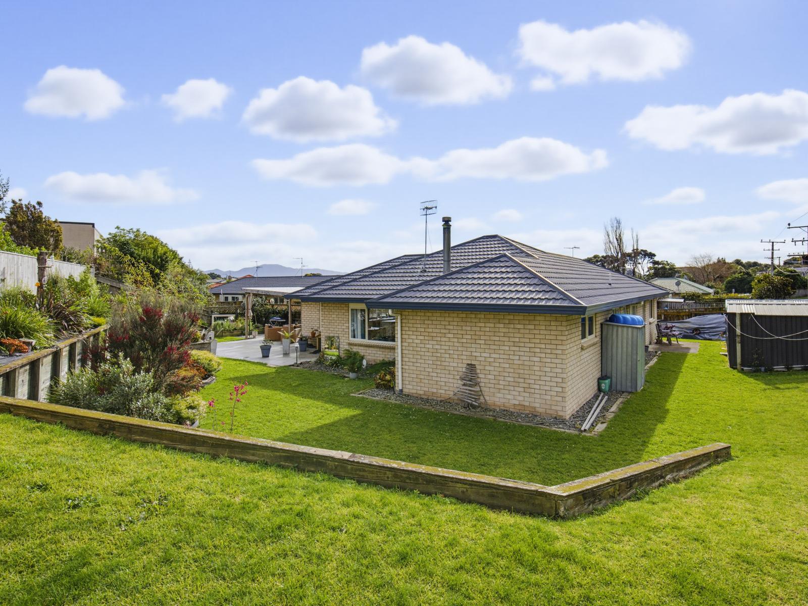 19 Villa Grove, Paraparaumu