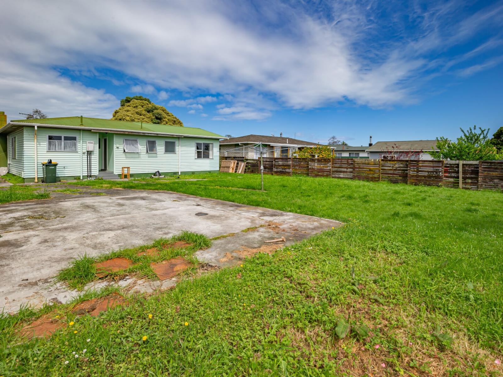23 Stirling Street, Levin