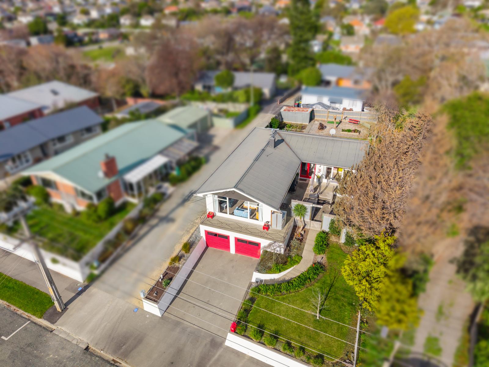 78 Grants Road, Marchwiel