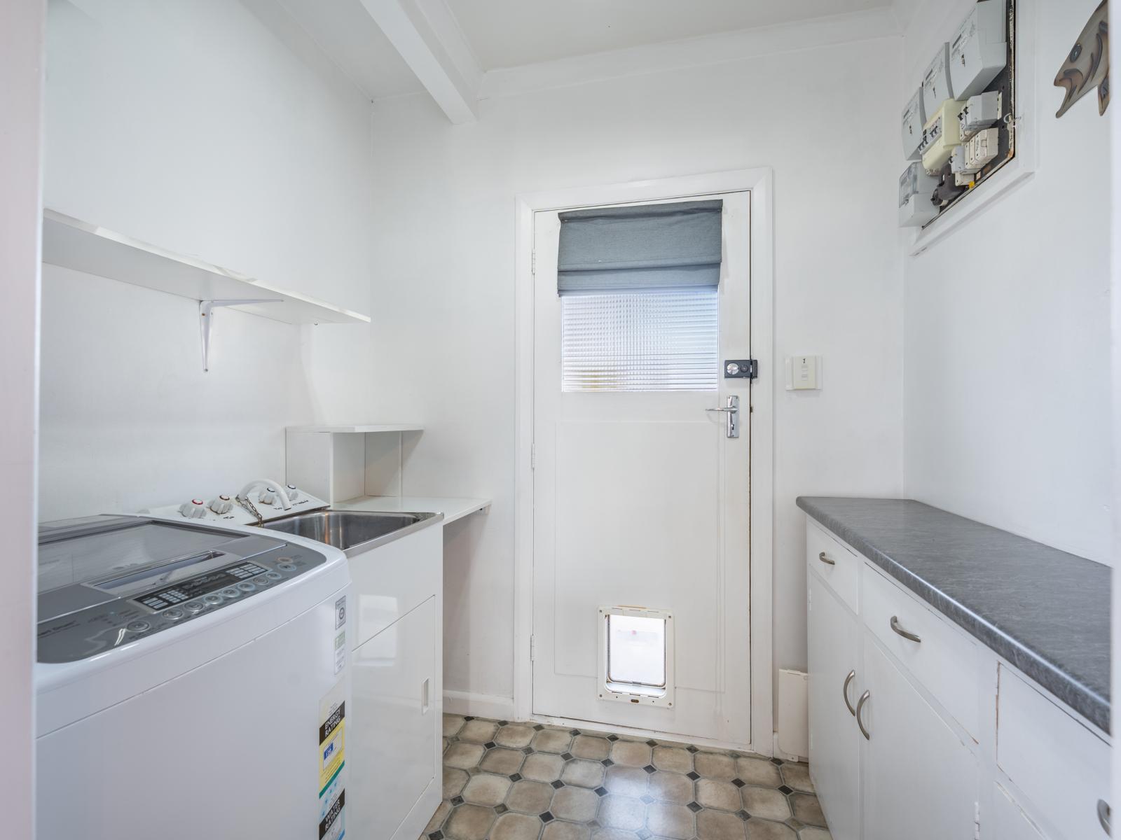 78 Grants Road, Marchwiel