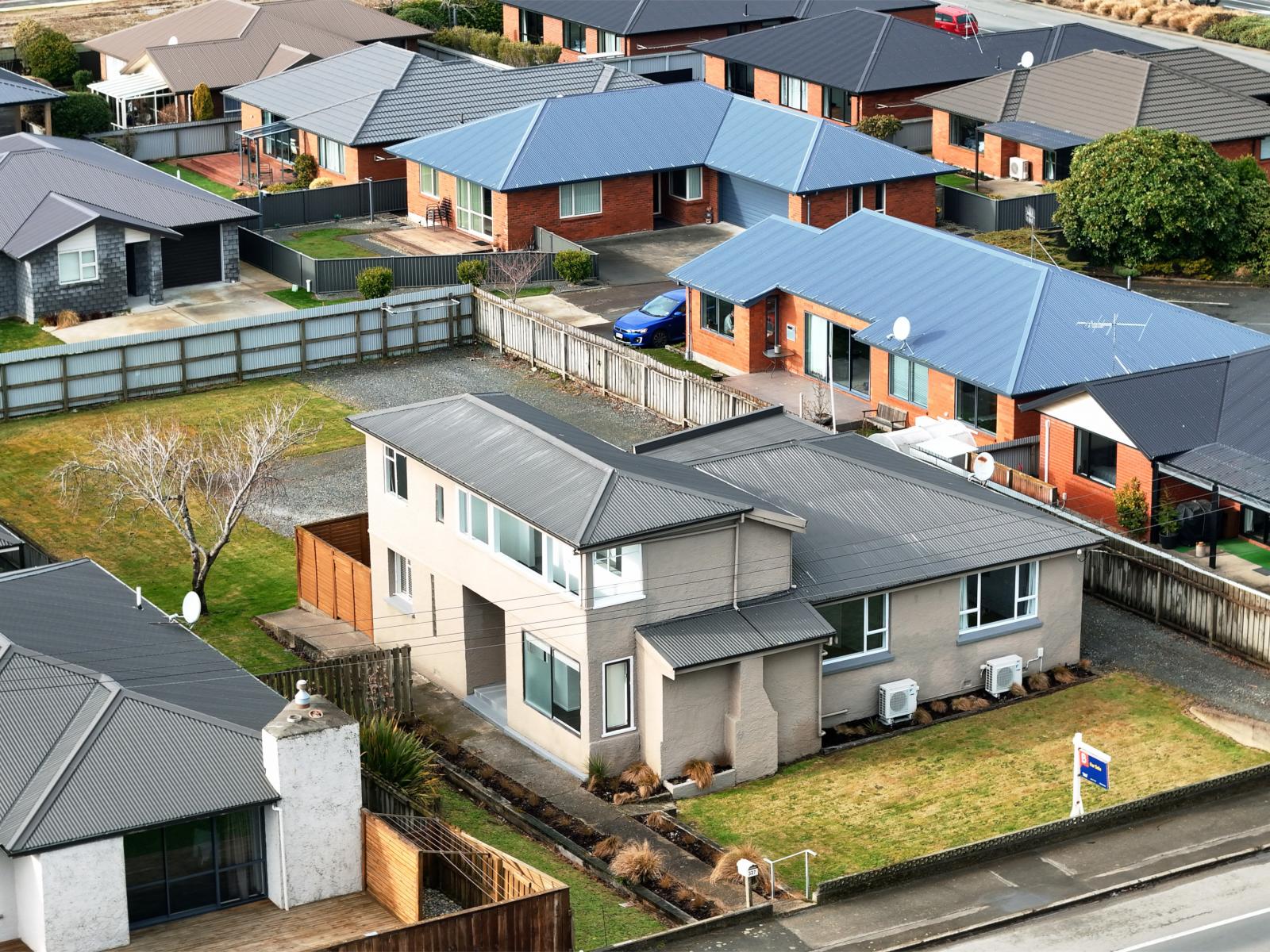 327 North Road, Waikiwi