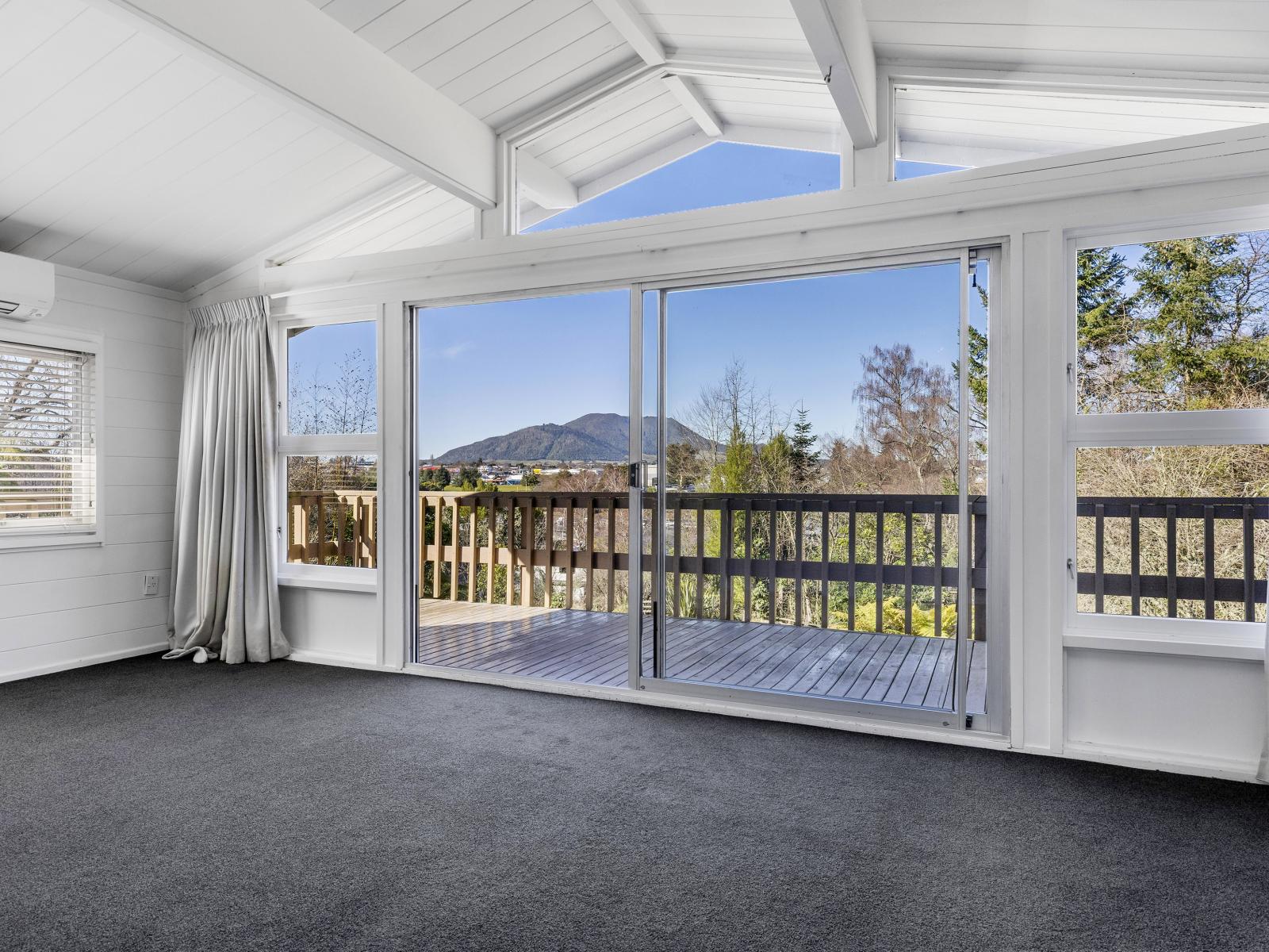 Unit 1, 6 Short Street, Nukuhau
