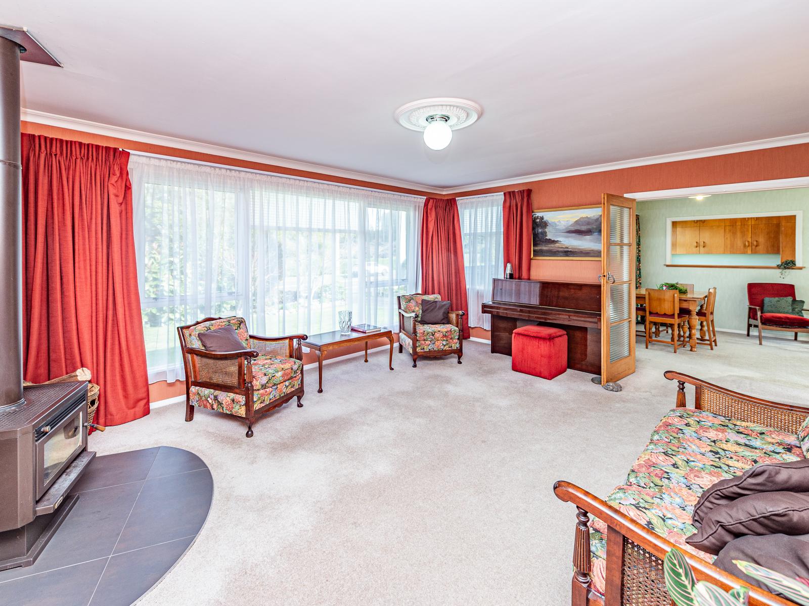 186 Great North Road, Otamatea