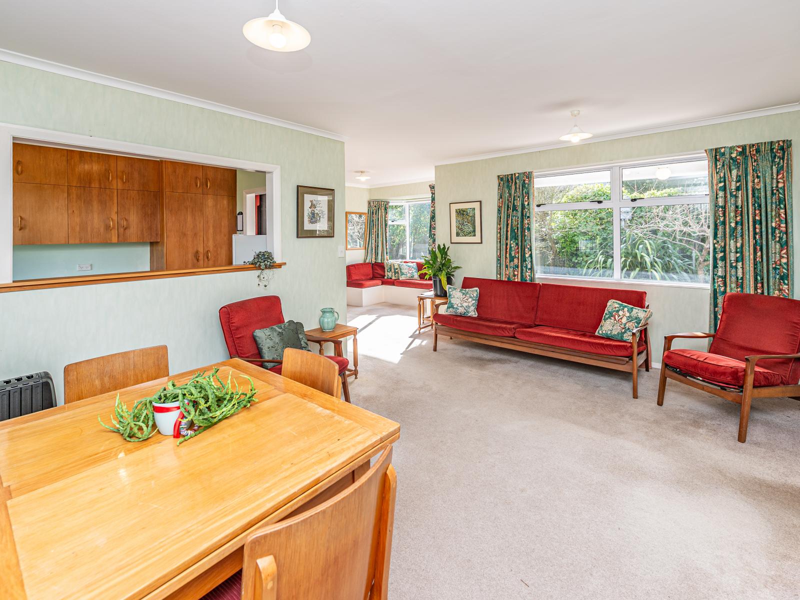 186 Great North Road, Otamatea
