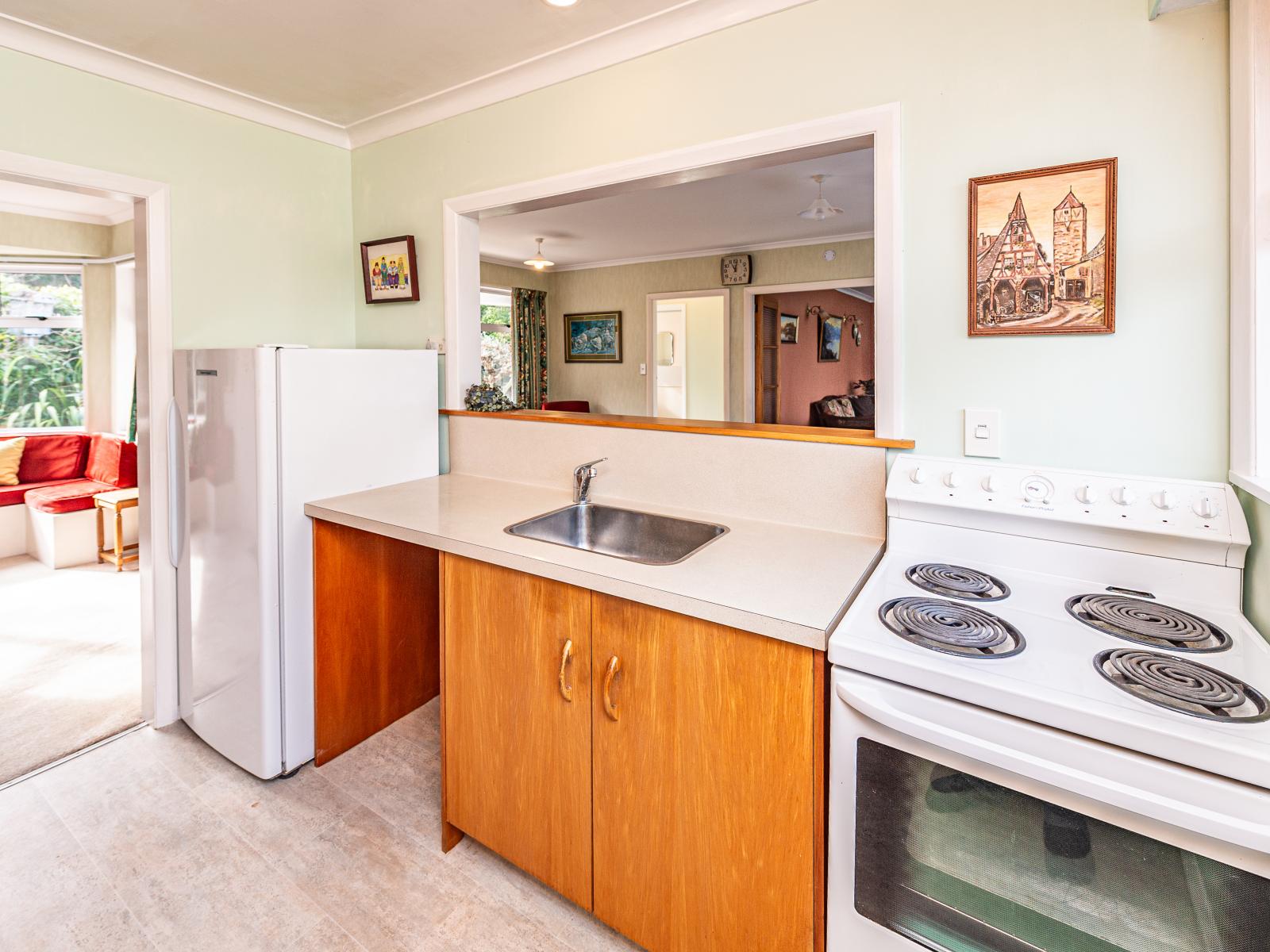 186 Great North Road, Otamatea