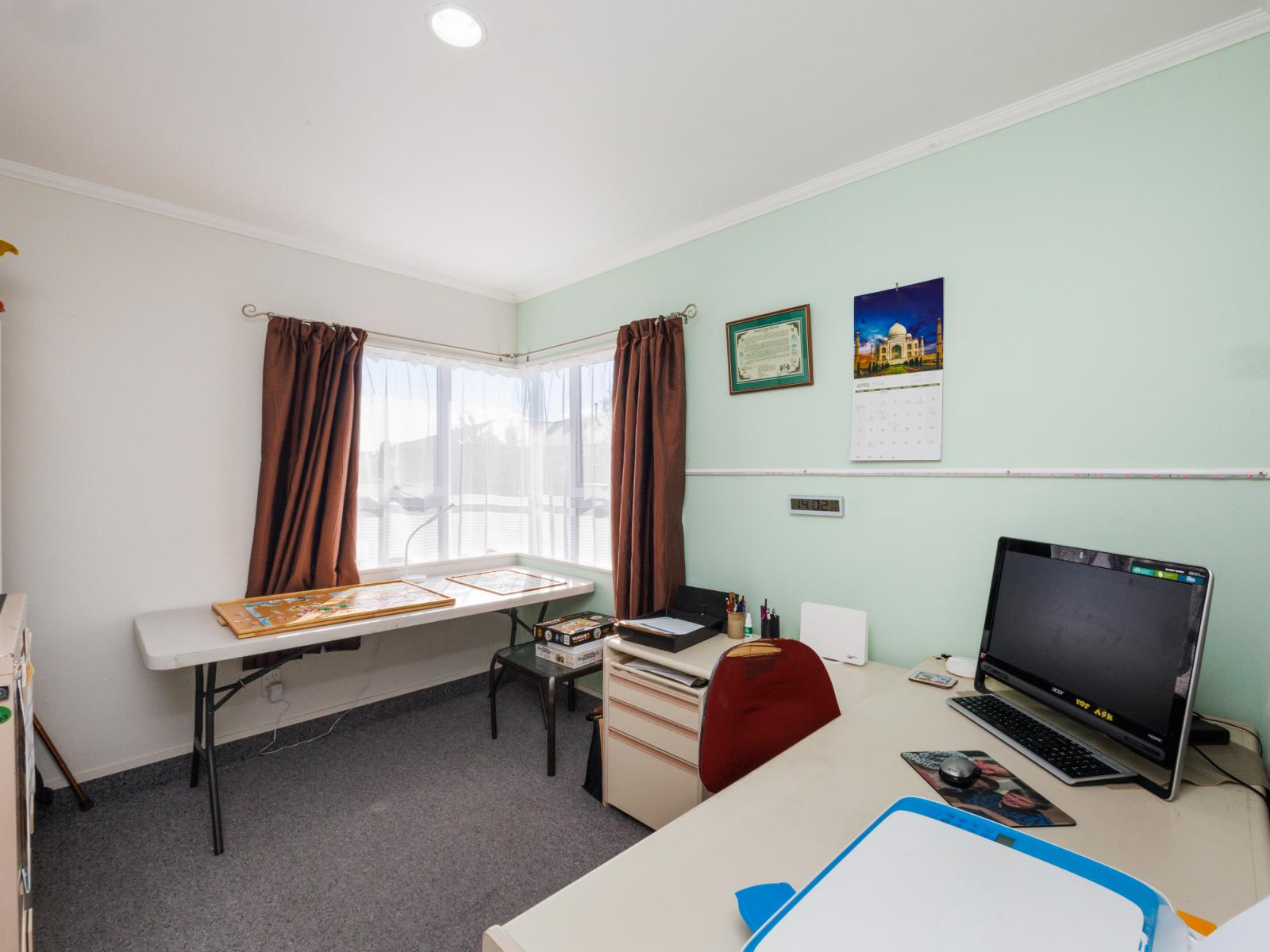 12 Lancewood Lane, Roslyn