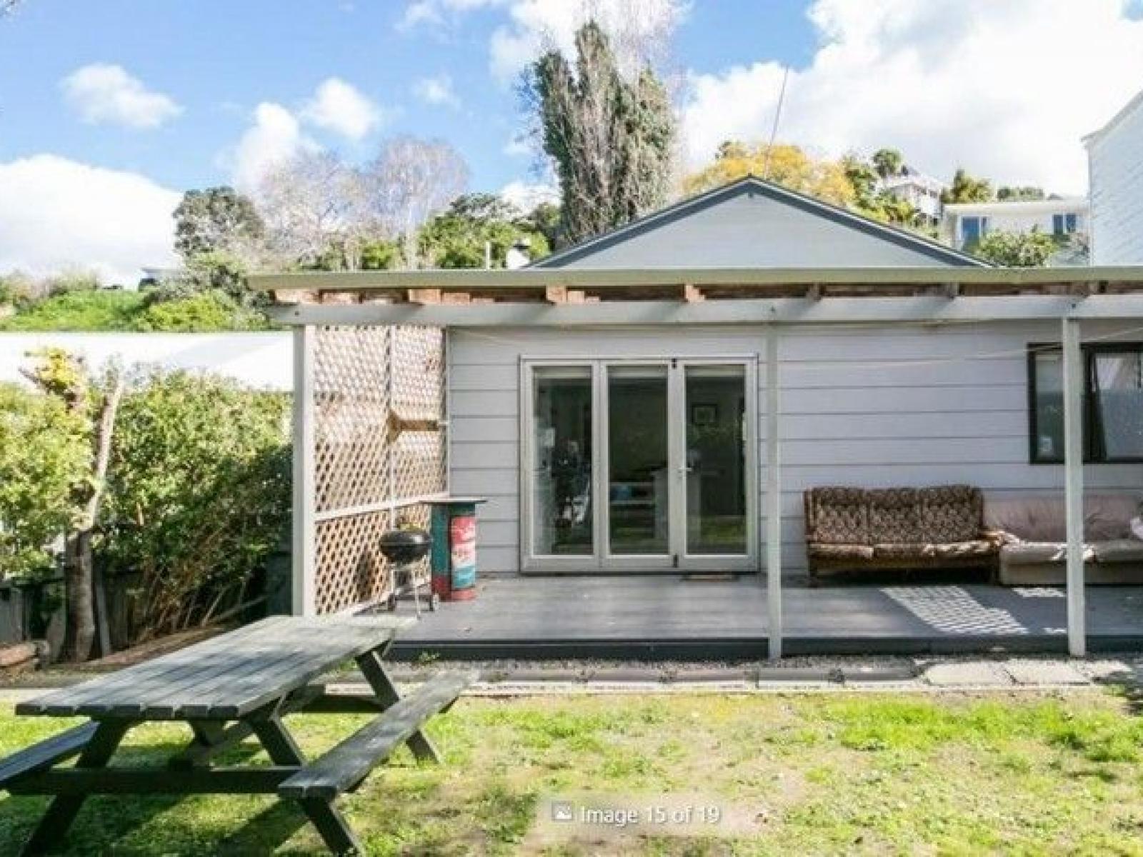 61 Milton Road, Bluff Hill