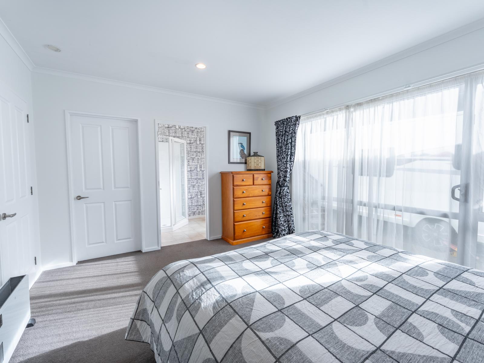 34 Glenwood Avenue, Highfield