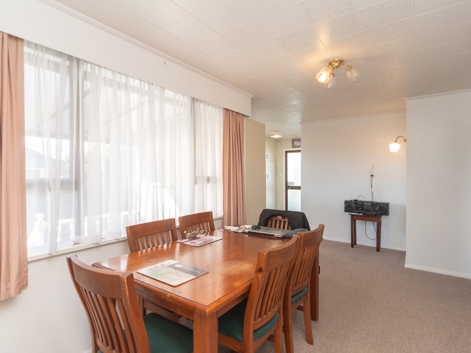 36 Kelvin Street, Marchwiel