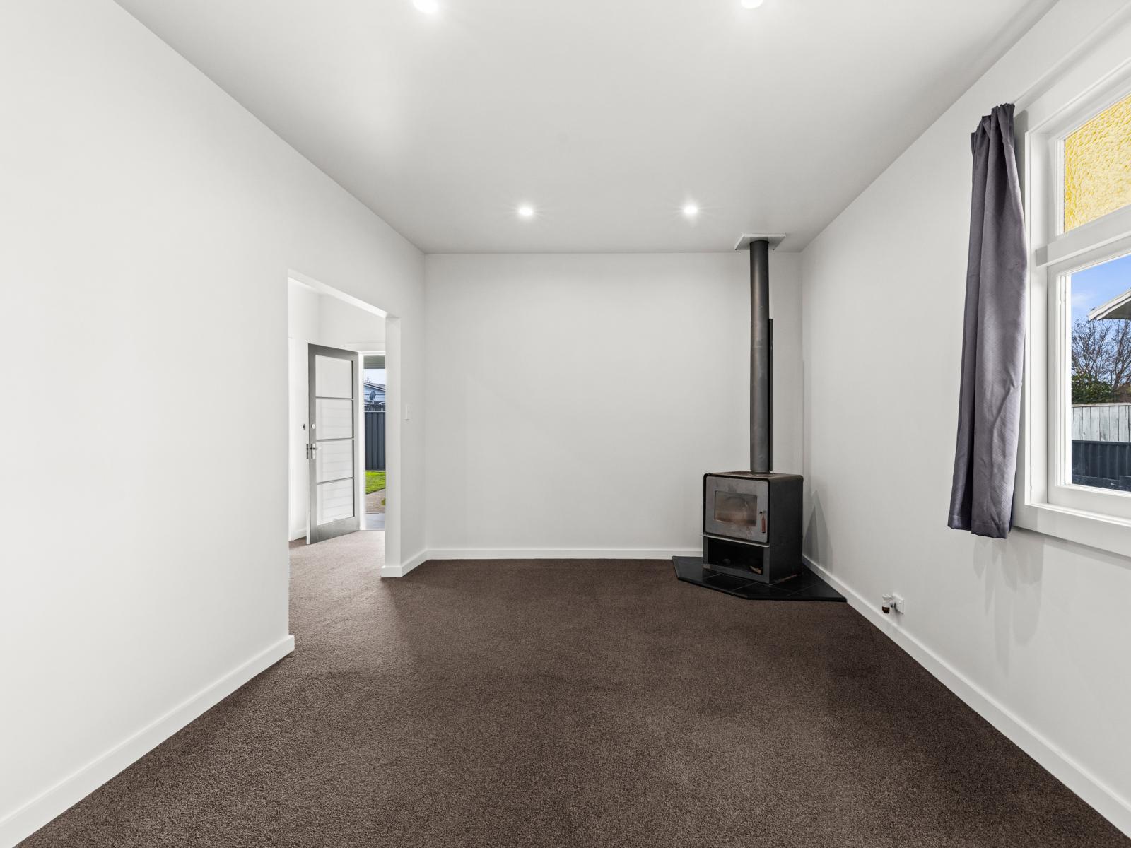701 Buller Street, Akina
