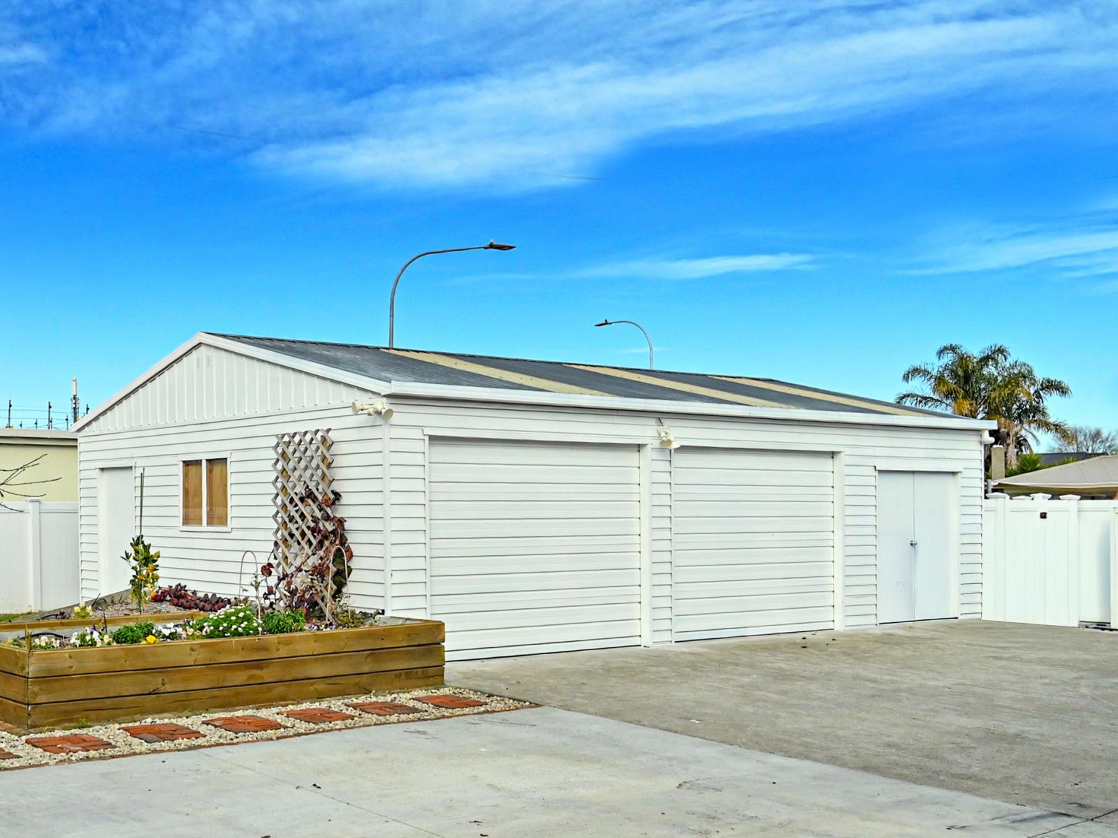 601 Williams Street, Mahora