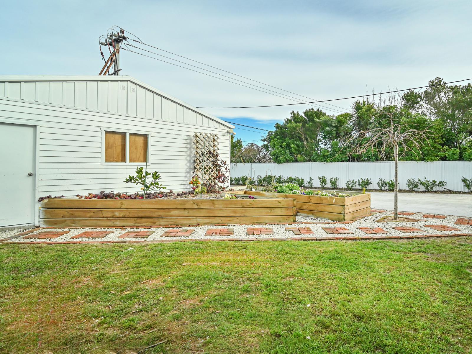 601 Williams Street, Mahora
